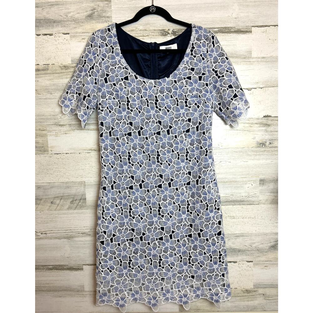 Badgley Mischka Nadina Women’s 8 Blue White Floral Lace Overlay Shift Mini Dress